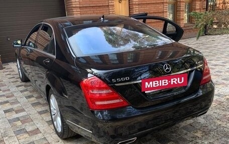 Mercedes-Benz S-Класс, 2011 год, 1 500 000 рублей, 2 фотография