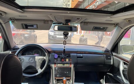 Mercedes-Benz E-Класс, 2000 год, 650 000 рублей, 3 фотография