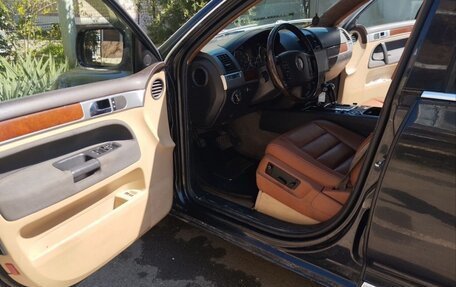 Volkswagen Touareg III, 2003 год, 850 000 рублей, 7 фотография