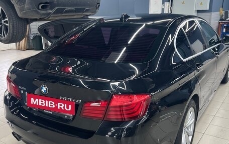 BMW 5 серия, 2014 год, 2 049 500 рублей, 19 фотография