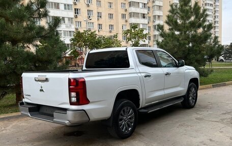 Mitsubishi L200, 2024 год, 5 300 000 рублей, 4 фотография