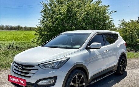 Hyundai Santa Fe III рестайлинг, 2013 год, 1 900 000 рублей, 2 фотография