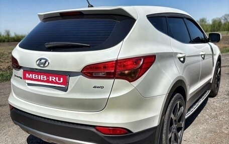Hyundai Santa Fe III рестайлинг, 2013 год, 1 900 000 рублей, 3 фотография
