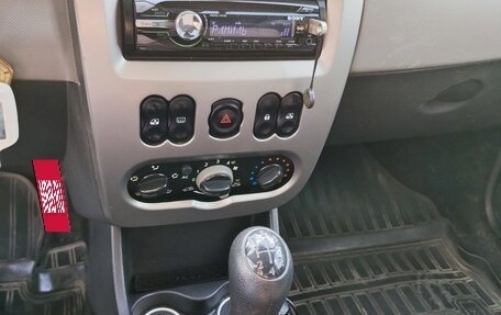 Renault Logan I, 2011 год, 540 000 рублей, 17 фотография