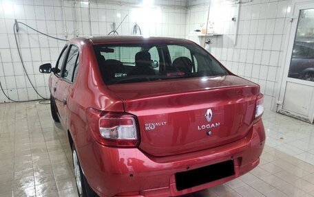 Renault Logan II, 2015 год, 850 000 рублей, 2 фотография