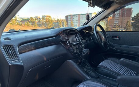 Toyota Kluger I, 2001 год, 1 000 000 рублей, 7 фотография