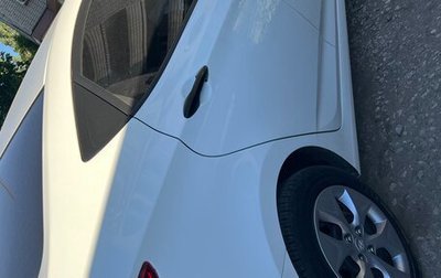 Hyundai Solaris II рестайлинг, 2015 год, 1 430 000 рублей, 1 фотография