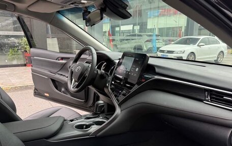 Toyota Camry, 2021 год, 2 590 000 рублей, 14 фотография