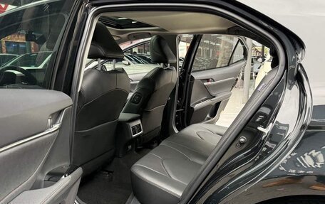 Toyota Camry, 2021 год, 2 590 000 рублей, 16 фотография