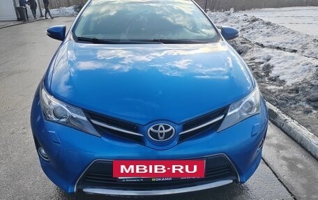 Toyota Auris II, 2013 год, 1 360 000 рублей, 13 фотография