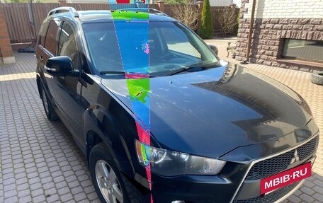 Mitsubishi Outlander III рестайлинг 3, 2012 год, 900 000 рублей, 2 фотография