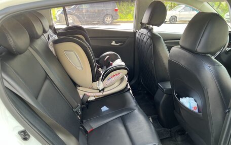 KIA Rio IV, 2017 год, 1 750 000 рублей, 15 фотография