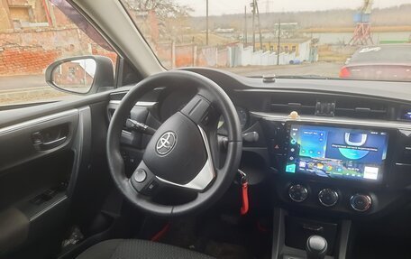 Toyota Corolla, 2014 год, 1 430 000 рублей, 6 фотография