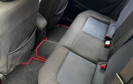 Mitsubishi Outlander III рестайлинг 3, 2006 год, 750 000 рублей, 2 фотография
