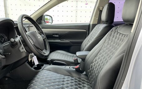 Mitsubishi Outlander III рестайлинг 3, 2012 год, 1 390 000 рублей, 11 фотография