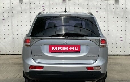 Mitsubishi Outlander III рестайлинг 3, 2012 год, 1 390 000 рублей, 6 фотография