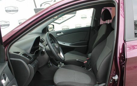 Hyundai Solaris II рестайлинг, 2012 год, 870 000 рублей, 16 фотография