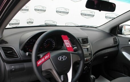 Hyundai Solaris II рестайлинг, 2012 год, 870 000 рублей, 13 фотография