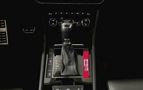 Skoda Superb III рестайлинг, 2018 год, 2 390 000 рублей, 15 фотография