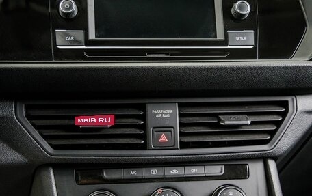 Volkswagen Jetta VII, 2019 год, 1 878 000 рублей, 18 фотография