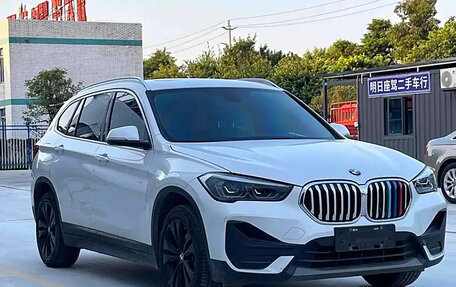 BMW X1, 2021 год, 1 700 000 рублей, 2 фотография