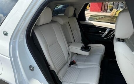 Land Rover Discovery Sport I рестайлинг, 2022 год, 3 555 000 рублей, 15 фотография