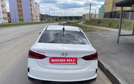 Hyundai Solaris II рестайлинг, 2021 год, 1 590 000 рублей, 4 фотография