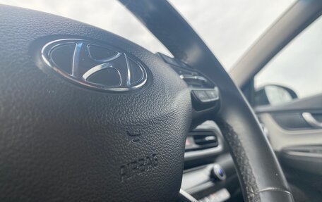 Hyundai Kona I, 2021 год, 2 250 000 рублей, 8 фотография