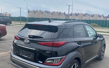 Hyundai Kona I, 2021 год, 2 250 000 рублей, 3 фотография