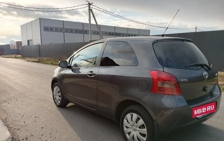 Toyota Yaris III рестайлинг, 2008 год, 750 000 рублей, 5 фотография