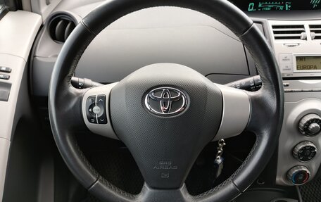 Toyota Yaris III рестайлинг, 2008 год, 750 000 рублей, 19 фотография