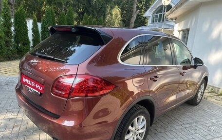 Porsche Cayenne III, 2011 год, 2 650 000 рублей, 3 фотография