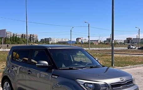 KIA Soul II рестайлинг, 2018 год, 1 325 000 рублей, 3 фотография