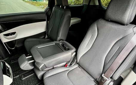 KIA Carnival, 2021 год, 4 200 000 рублей, 13 фотография