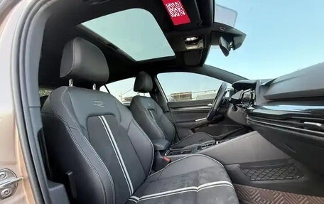 Volkswagen Golf VIII, 2022 год, 1 897 000 рублей, 11 фотография