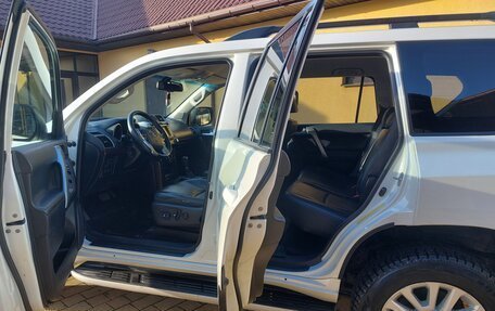 Toyota Land Cruiser Prado 150 рестайлинг 2, 2016 год, 2 900 000 рублей, 4 фотография