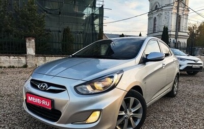 Hyundai Solaris II рестайлинг, 2012 год, 750 000 рублей, 1 фотография
