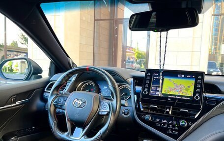 Toyota Camry, 2021 год, 3 375 000 рублей, 8 фотография