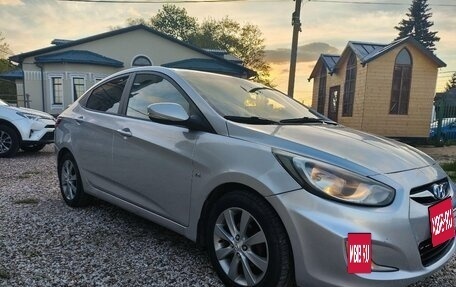 Hyundai Solaris II рестайлинг, 2012 год, 750 000 рублей, 8 фотография