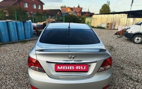 Hyundai Solaris II рестайлинг, 2012 год, 750 000 рублей, 5 фотография