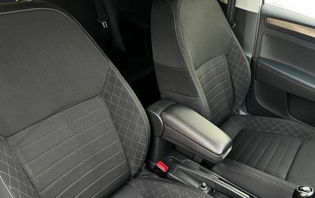 Skoda Rapid I, 2018 год, 1 295 000 рублей, 16 фотография