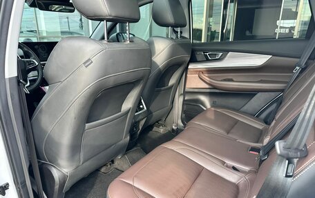 Chery Tiggo 8 Pro, 2022 год, 1 990 000 рублей, 10 фотография