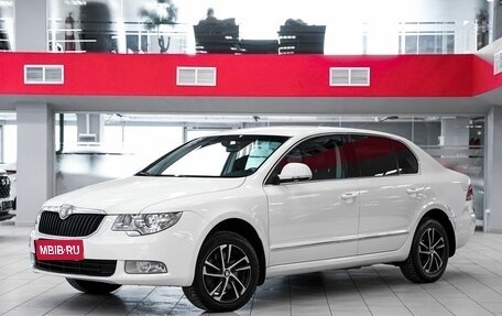 Skoda Superb III рестайлинг, 2012 год, 949 000 рублей, 1 фотография