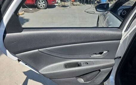 Hyundai Elantra, 2024 год, 1 530 000 рублей, 23 фотография