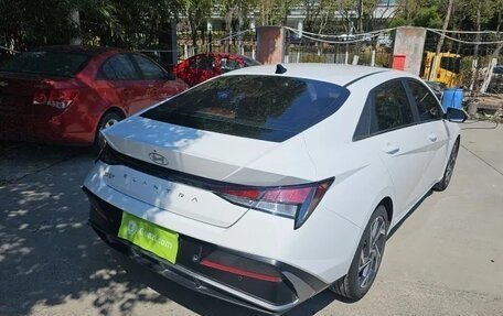 Hyundai Elantra, 2024 год, 1 530 000 рублей, 27 фотография