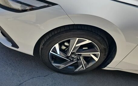 Hyundai Elantra, 2024 год, 1 530 000 рублей, 26 фотография