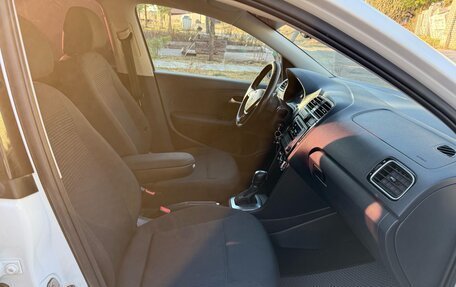 Volkswagen Polo VI (EU Market), 2017 год, 1 050 000 рублей, 9 фотография