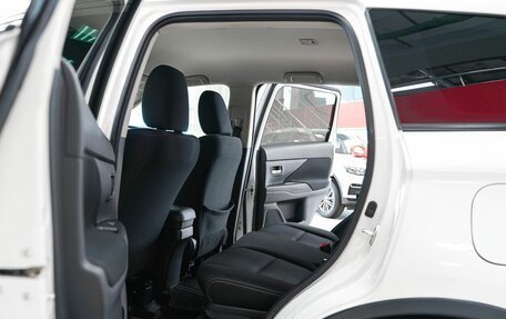 Mitsubishi Outlander III рестайлинг 3, 2016 год, 1 509 000 рублей, 7 фотография