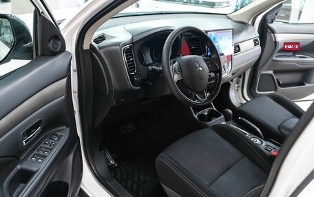 Mitsubishi Outlander III рестайлинг 3, 2016 год, 1 509 000 рублей, 6 фотография
