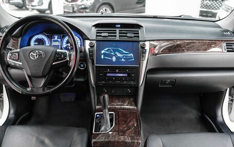 Toyota Camry, 2018 год, 2 099 000 рублей, 12 фотография